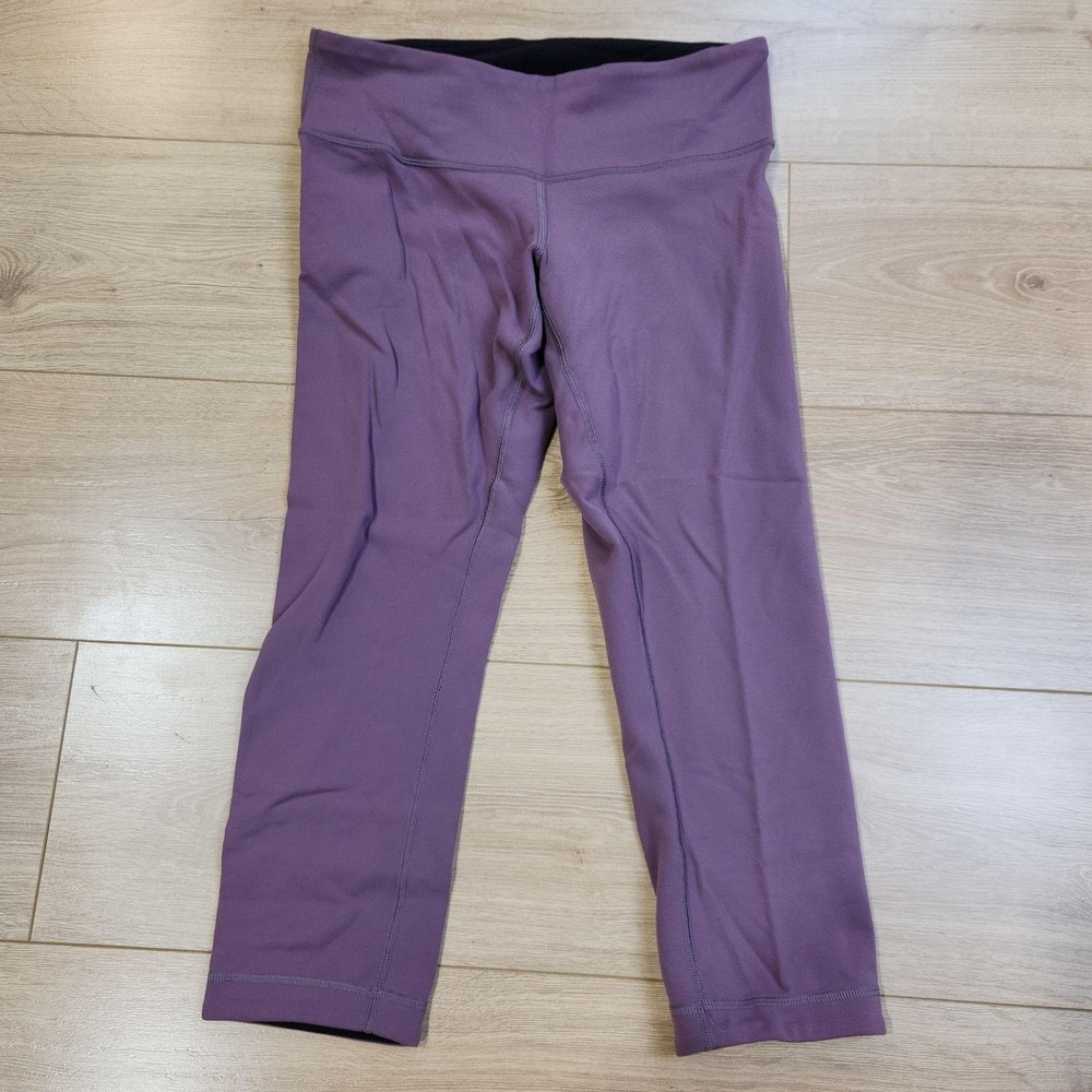 Lululemon Leggings Womens 8 Purple Capri Crop Yoga Athletic Gym Stretch